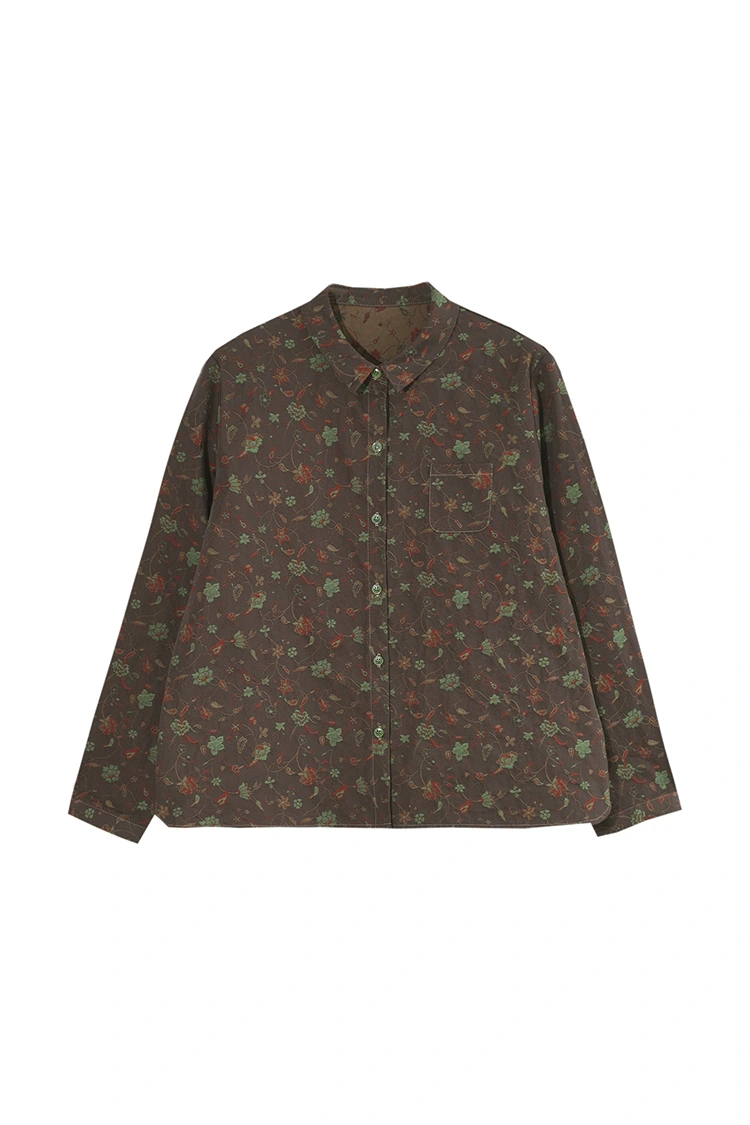 Damska bluzka o swobodnym kroju w kwiatowy wzór